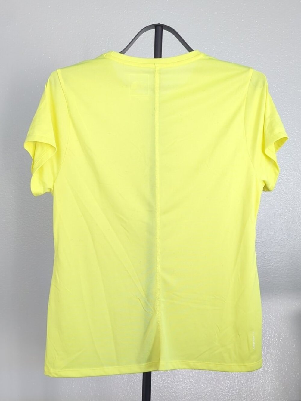The North Face Flashdry Tee Shirt in Yellow Size Large - Picture 2 of 5